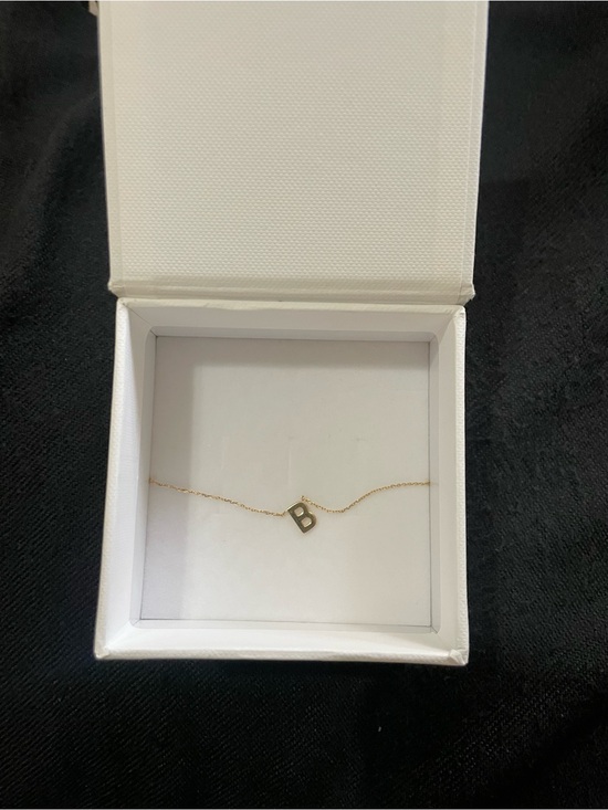 Jewelry - Mejuri - 14k Gold Initial 'B' Pendant Necklace